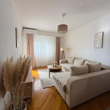 Apartment Comfort Corner